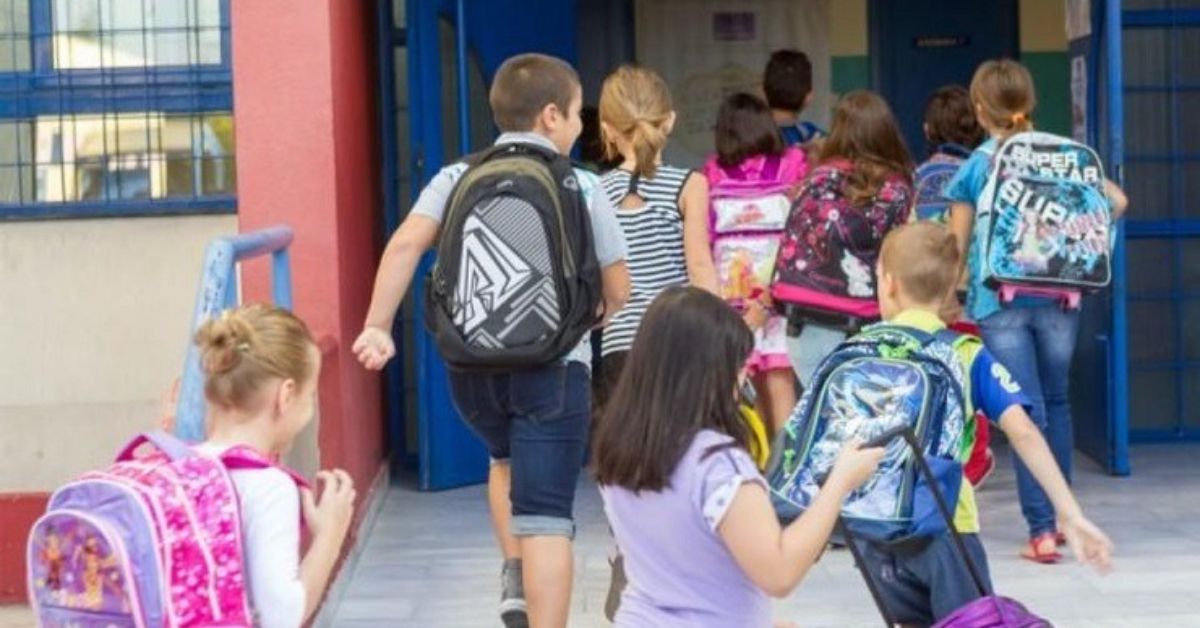 Αναπληρωτές